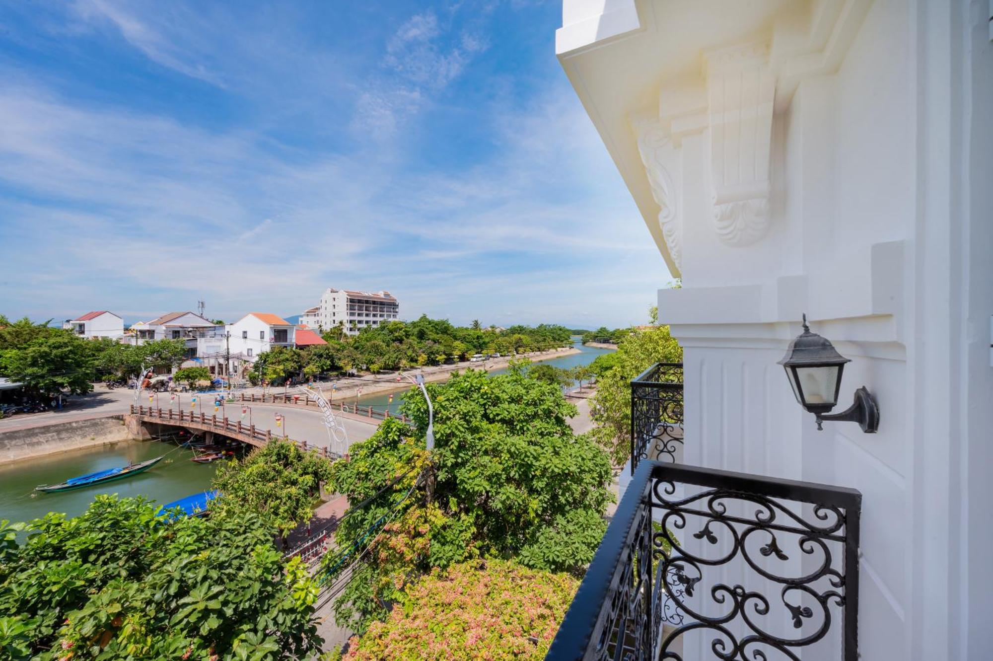 Hoi An Canal House Exterior photo