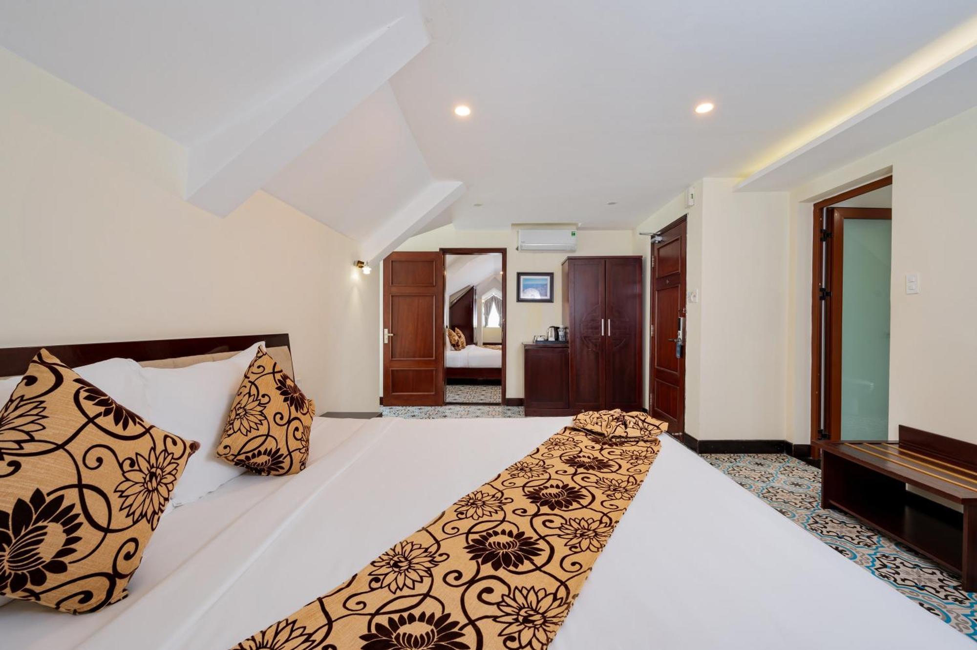 Hoi An Canal House Exterior photo